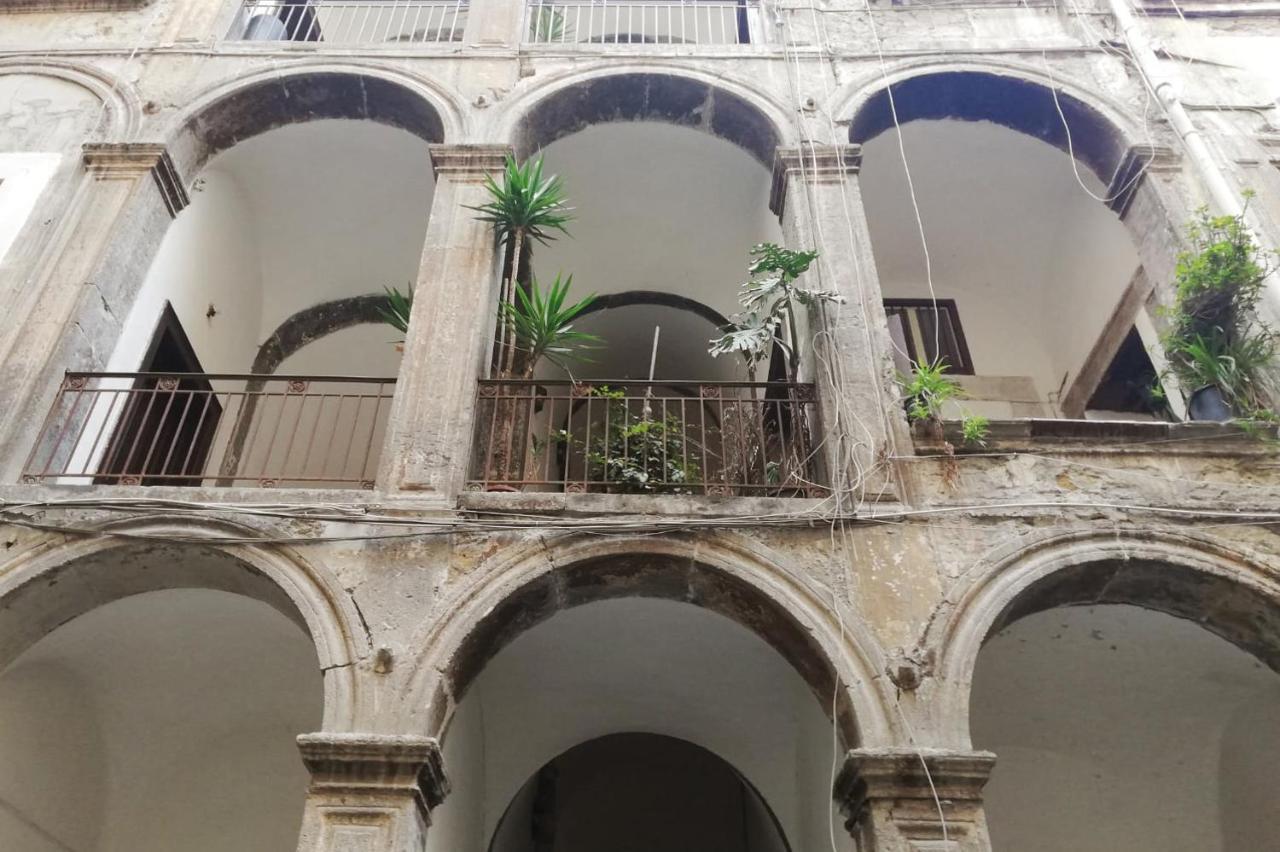 Via Nilo 20 Apartments Naples Exterior photo