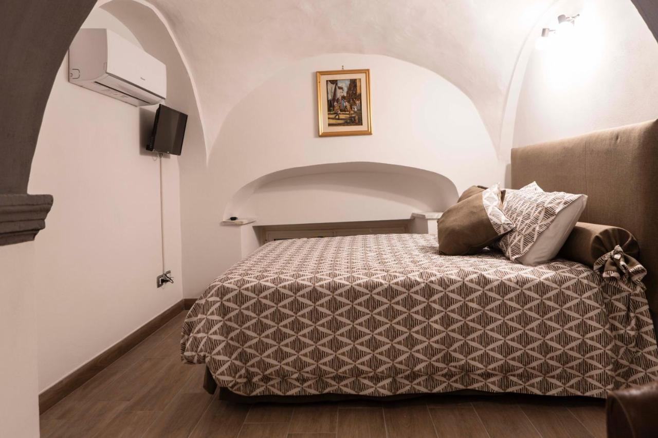 Via Nilo 20 Apartments Naples Exterior photo