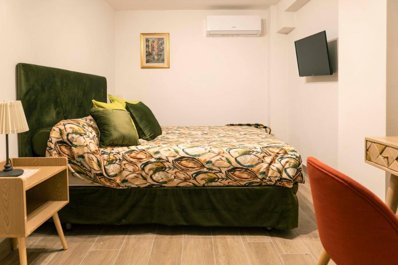 Via Nilo 20 Apartments Naples Exterior photo